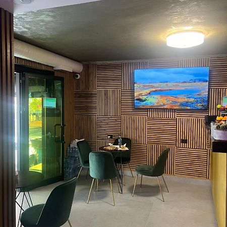 טיראנה Holiday Apartments מראה חיצוני תמונה